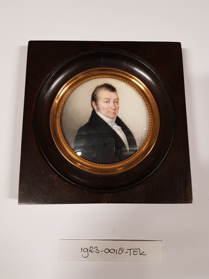 1923-0018-TEK a.jpg; 1923-0018-TEK; Miniatuurportret van A.F.J.A. Graaf van der Duyn van Maasdam; portretten